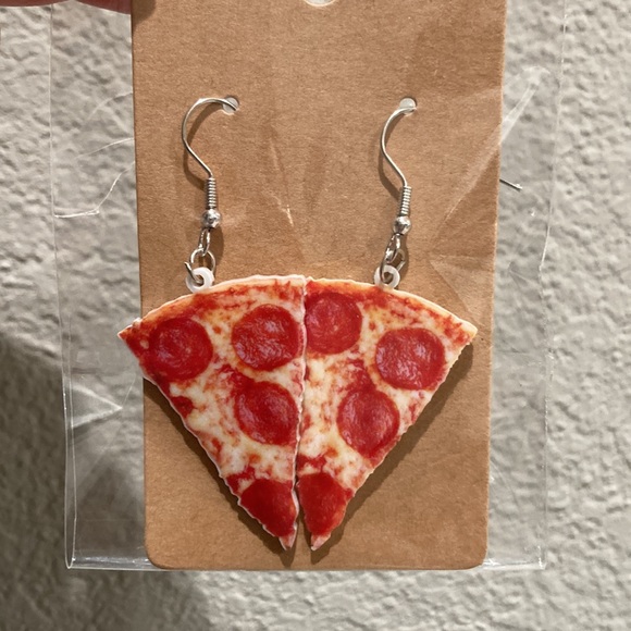 Pizza Earrings - NEW - Picture 4 of 4